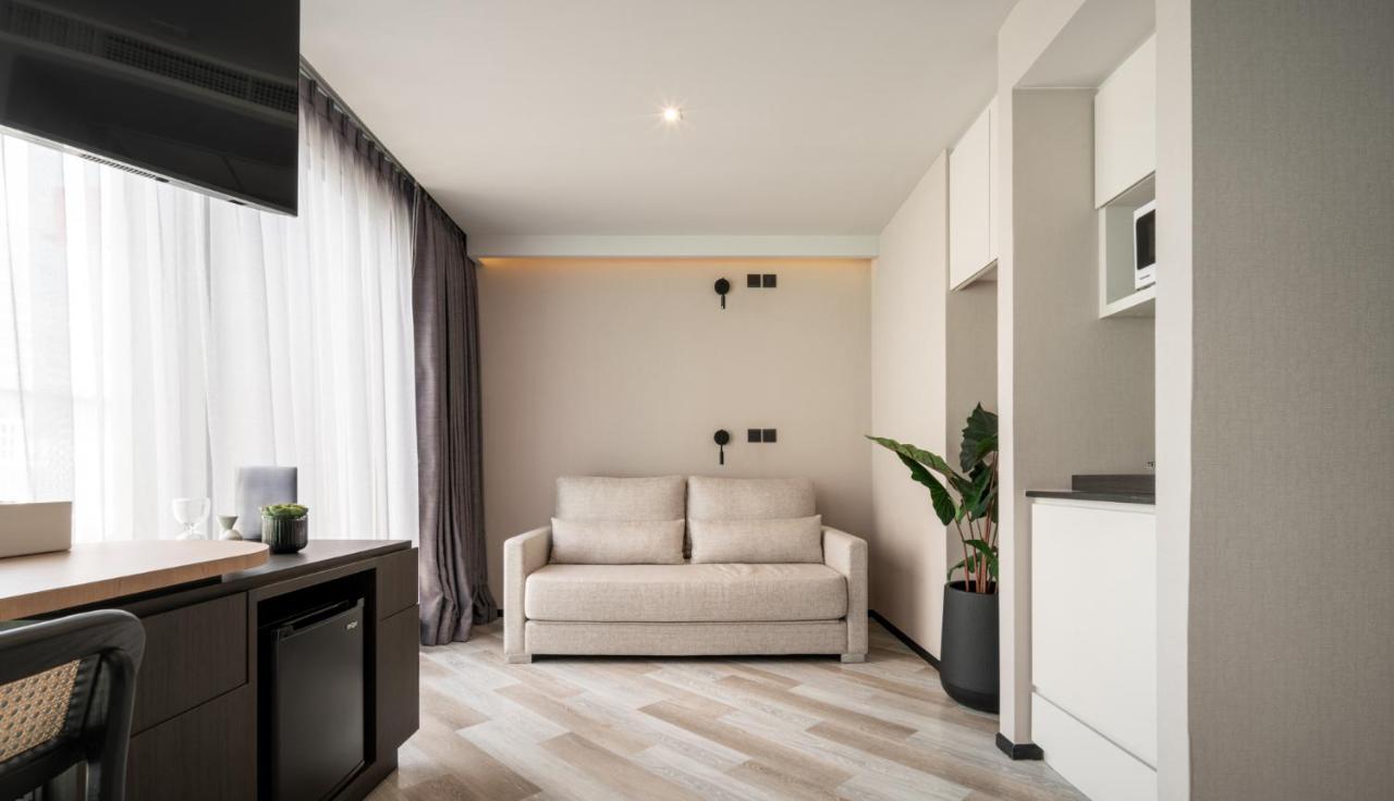 Seekers Finders Rama IV Hotel Surestay Collection By BW Bangkok Eksteriør bilde