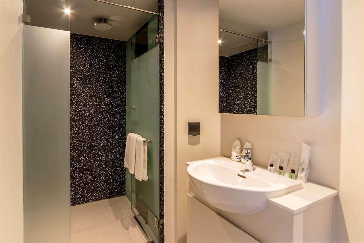 Seekers Finders Rama IV Hotel Surestay Collection By BW Bangkok Eksteriør bilde